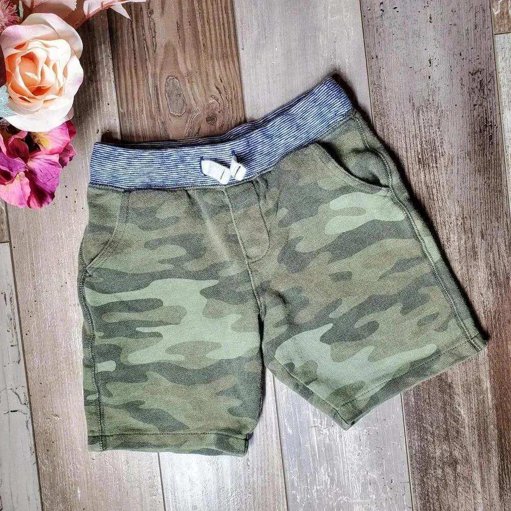 Carter's KID Size 6/6A Boys Green Camo Sweatshorts Casual Shorts 100% Cotton